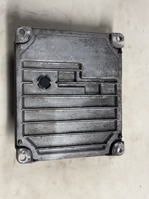 Engine Control Unit Hino 89661-E0130 ECU - Image 3