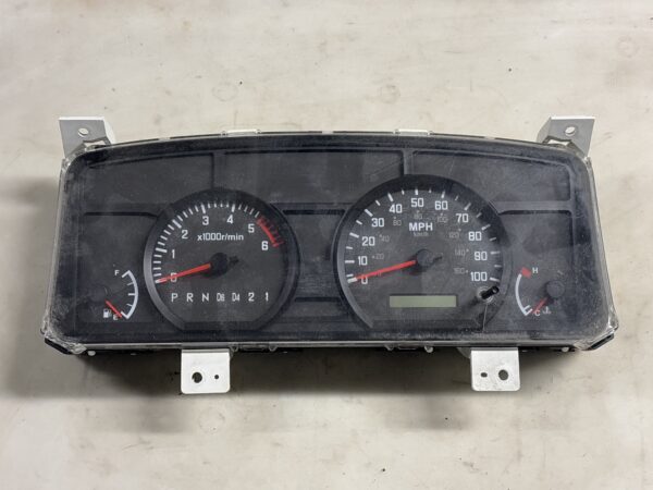 2012-2015 Isuzu NPR Speedometer Instrument Cluster