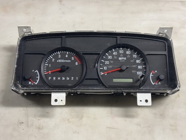 2012-2015 Isuzu NPR Speedometer Instrument Cluster