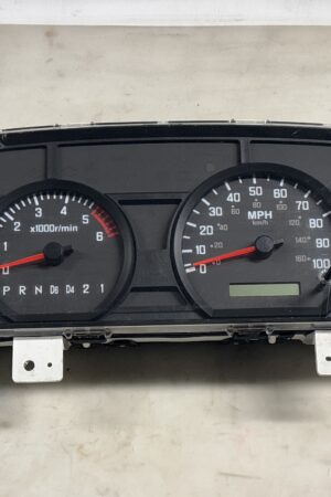 2012-2015 Isuzu NPR Speedometer Instrument Cluster