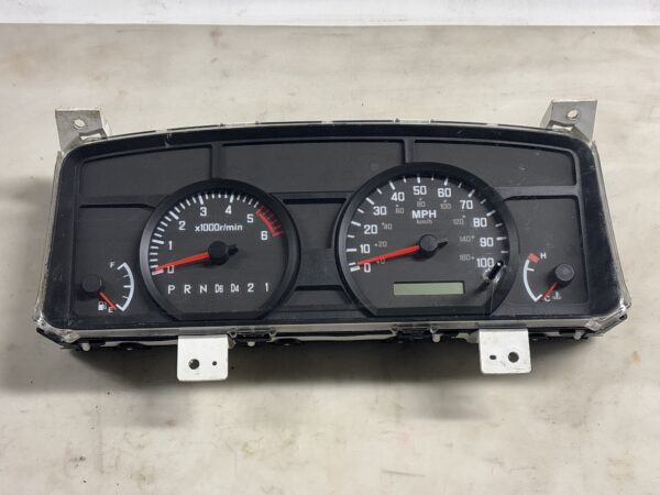2012-2015 Isuzu NPR Speedometer Instrument Cluster