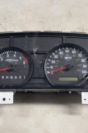 2012-2015 Isuzu NPR Speedometer Instrument Cluster