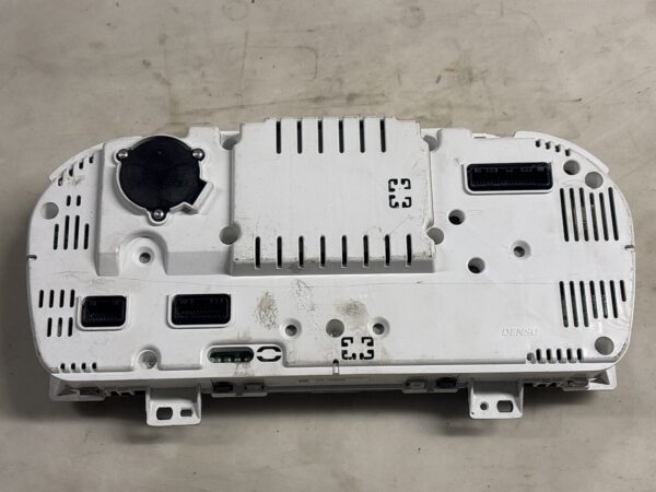 2016 HINO 338 Speedometer Instrument Cluster - Image 4