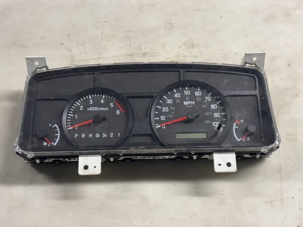 2012-2015 Isuzu NPR Speedometer Instrument Cluster