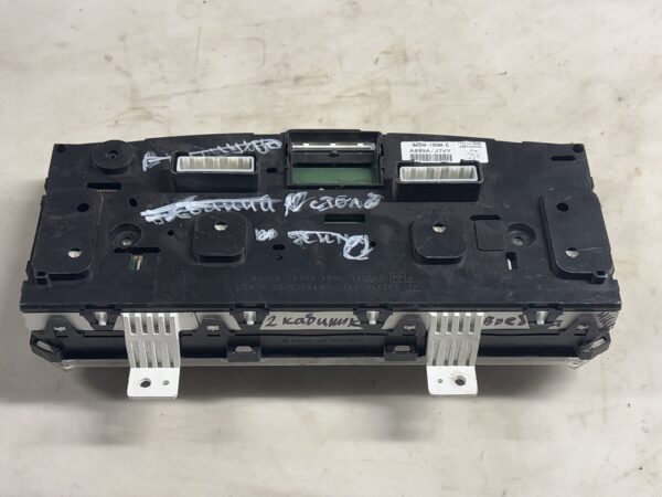 2012-2015 Isuzu NPR Speedometer Instrument Cluster - Image 4