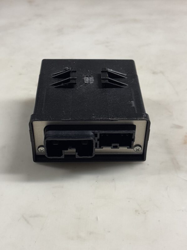 Light Control Module ISUZU NPR Gas V8 2012-2020 OEM 8980322160 - Image 3