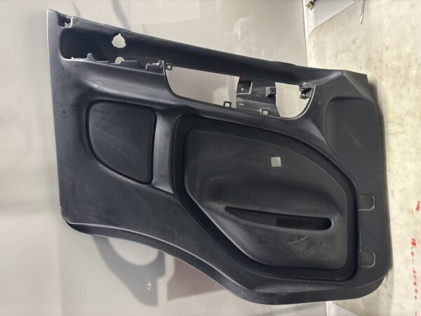 2019 HINO 258/268 LEFT FRONT DOOR TRIM PANEL