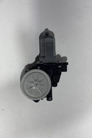 Door Power Window Regulator Motor Front Right Side 85720-37120 OEM