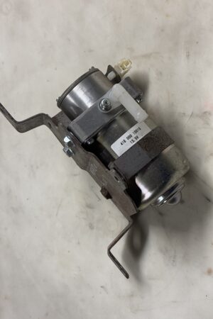 2008 Isuzu NPR Vacuum Pump 41600010010 OEM