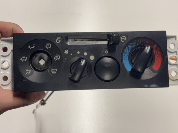 2011 Isuzu NPR AC/Heater Climate Controller Panel Switch - Image 6