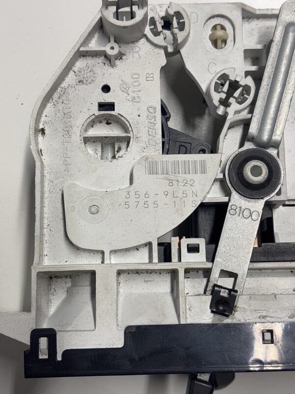 2011 Isuzu NPR AC/Heater Climate Controller Panel Switch - Image 5
