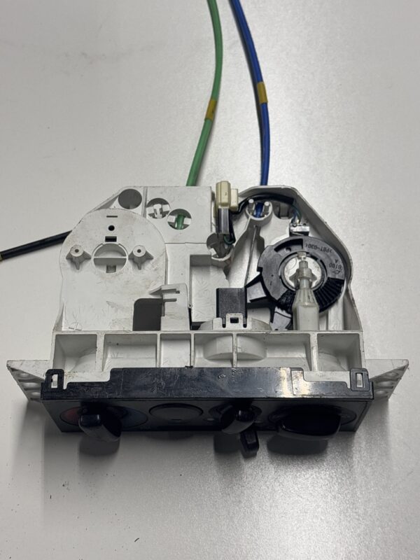 2011 Isuzu NPR AC/Heater Climate Controller Panel Switch - Image 5