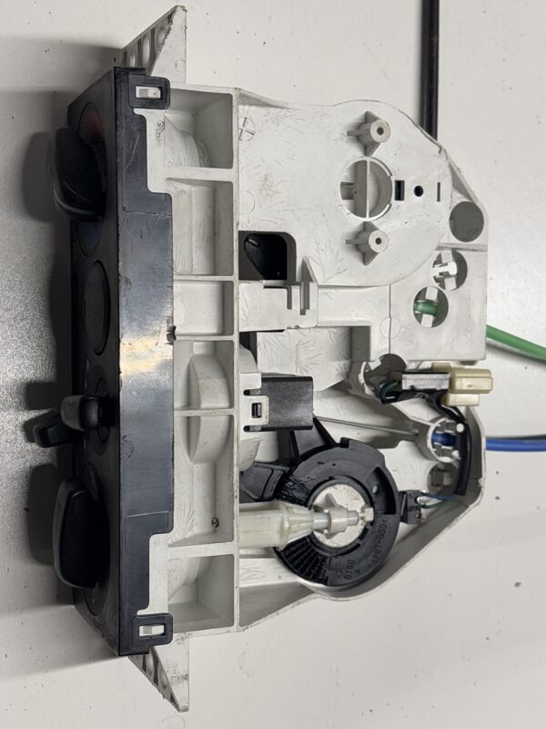 AC/Heater Climate Controller Panel Switch  Isuzu NPR 08-24 - Image 6