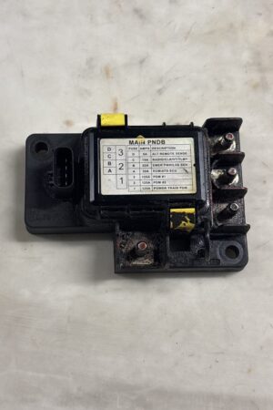 2017 Freightliner M2 106 Fuse Box A06-72138-013 OEM