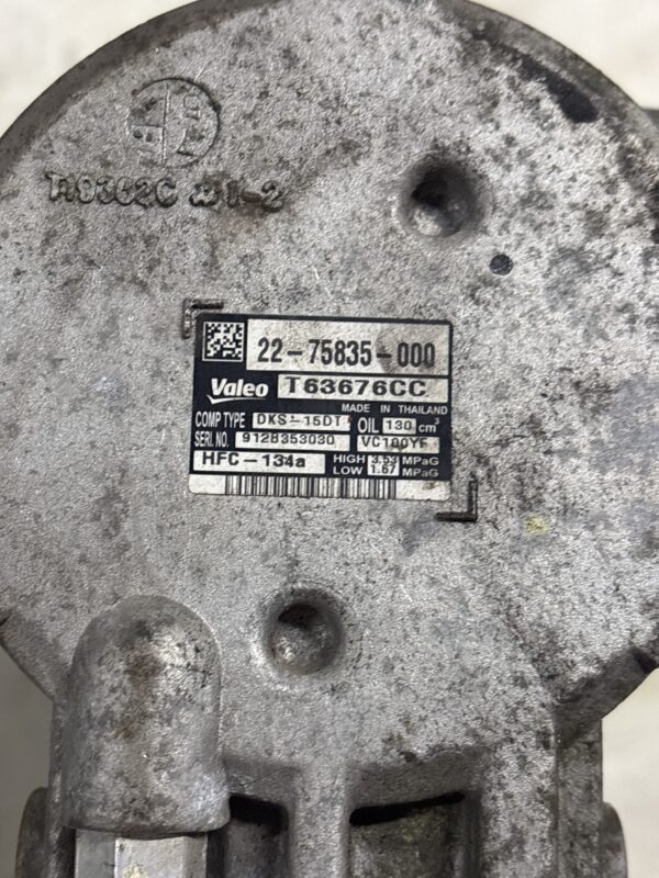 2017 Freightliner M2 106 A/C Compressor Assembly 22-75835-000 OEM - Image 4