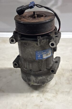 INTERNATIONAL A/C Compressor 4034409C2 OEM