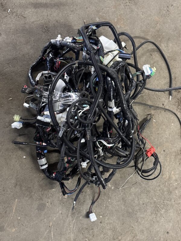 2018 ISUZU NPR GAS Wiring Harness & Fuse Box