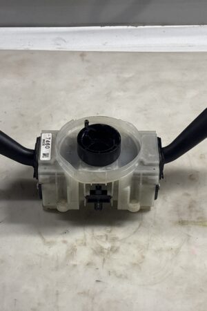 2007-2020 ISUZU NPR NQR NRR NPR-HD Combination Switch for Wiper and Turn Signal