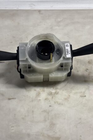 2007-2020 ISUZU NPR NQR NRR NPR-HD Combination Switch for Wiper and Turn Signal