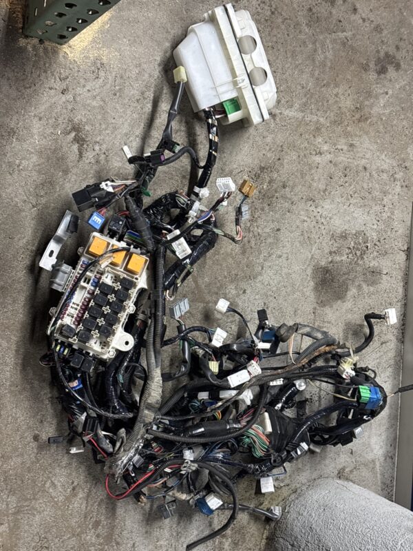Wiring Harnesses  Cab Isuzu NPR 2017 Gas Used OEM
