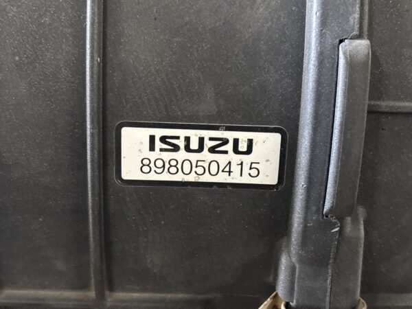 Air Cleaner Isuzu Npr 08-24 OEM - Image 3