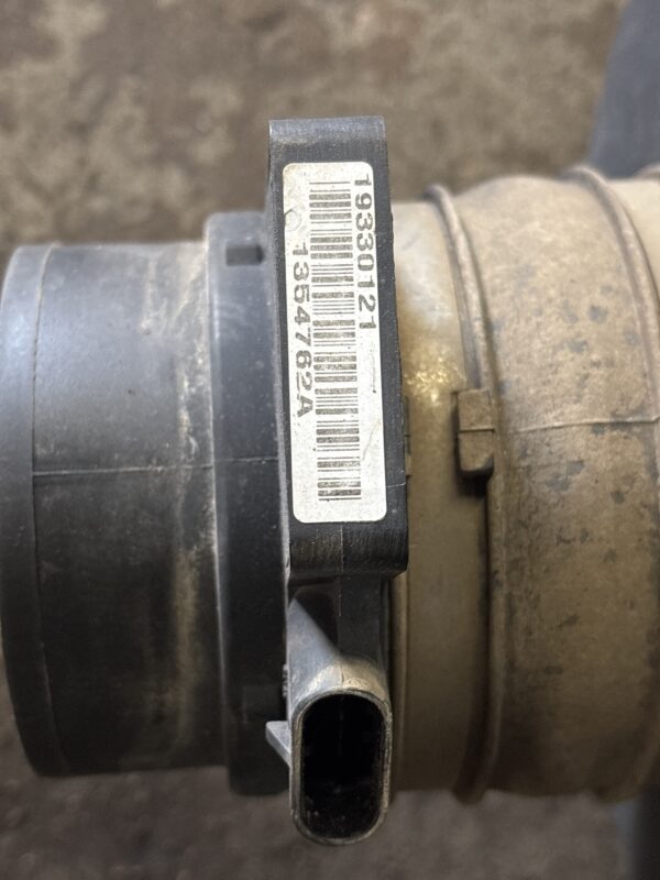 Air Cleaner Isuzu Npr 08-24 OEM - Image 2