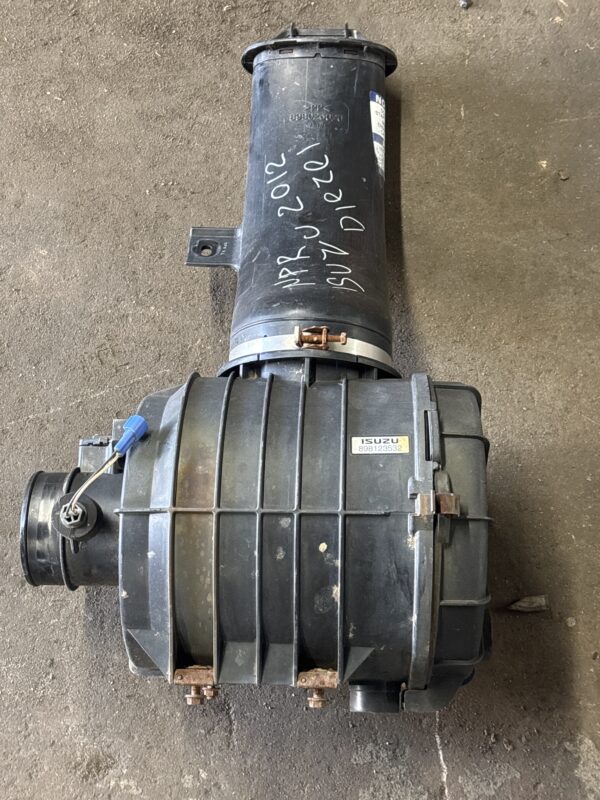 Air Cleaner Isuzu  Npr Diesel 08-24 OEM