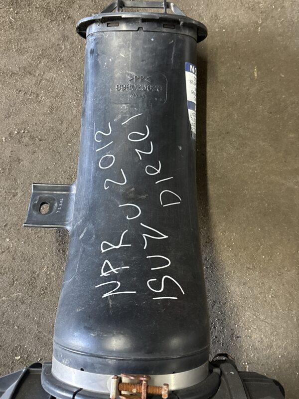 Air Cleaner Isuzu  Npr Diesel 08-24 OEM - Image 3
