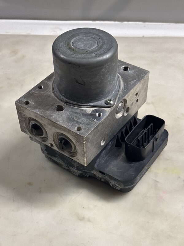 ABS Brake Pump Isuzu NPR 2017