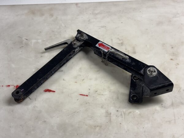Cab Tilt Release Lock Isuzu NPR 08-24