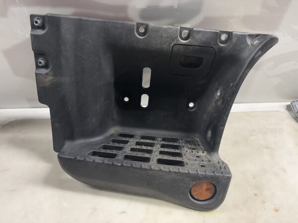 STEP PANEL LH HINO 155/195 / M SERIES 2012-2022 - Image 2