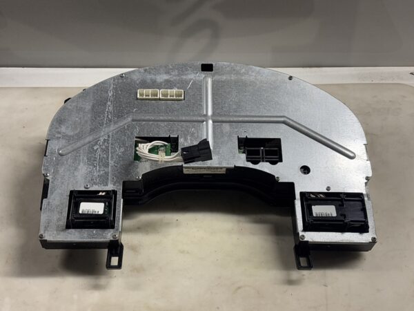 Speedometer Gauge Cluster INTERNATIONAL OEM 3868370C98 - Image 2