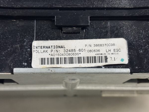 Speedometer Gauge Cluster INTERNATIONAL OEM 3868370C98 - Image 3