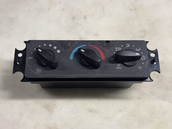 TEMPERATURE CONTROL INTERNATIONAL 2015 3827580C1 - Image 2