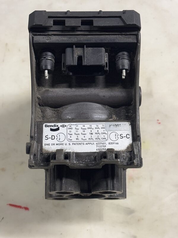 Bendix Tabs6 advanced trailer ABS valve/ECU K109325