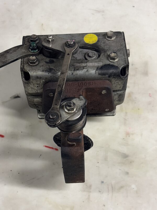 Engine Egr Valve Hino J08E P/N A3741278 - Image 3