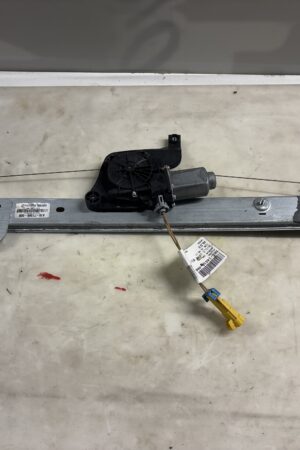 Window Regulator LH FREIGHTLINER M2  A1871366001 OEM