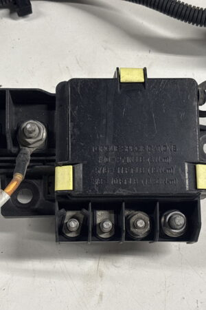 Underhood Power Distribution PDM Module INTERNATIONAL 2014 OEM 3997148C2