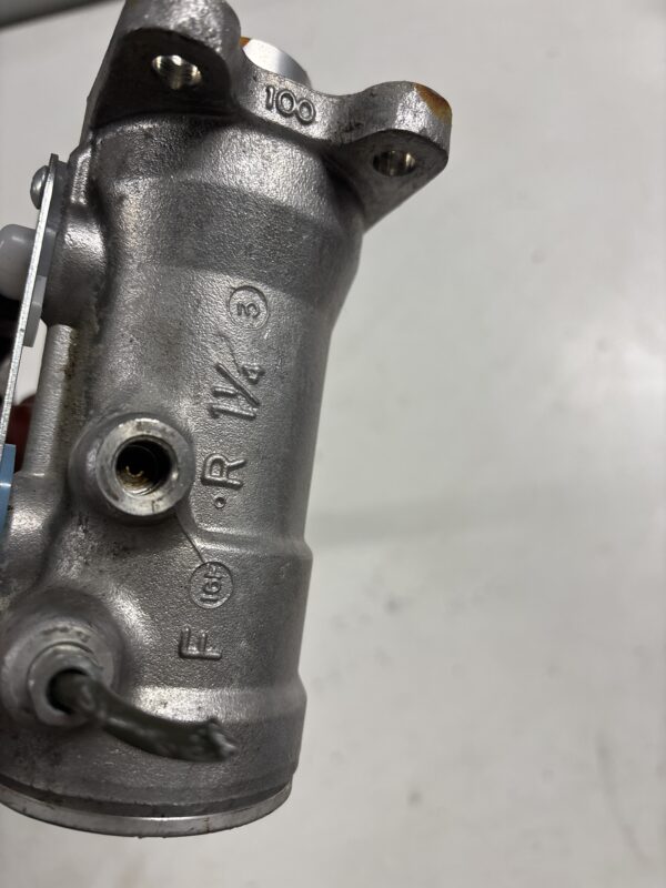 Brake Master Cylinder ISUZU NPR 2012-2020 OEM - Image 4