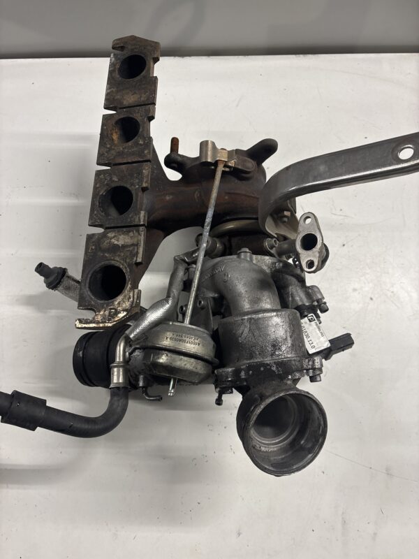 Turbocharger w/ Exhaust Manifold Audi Q3 Premium 2.0L 2013-2018 OEM 06J145702K 06J145713K