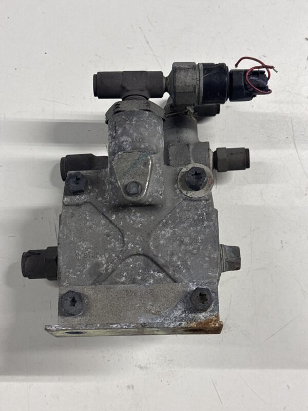 Bendix ABS Modulator Valve OEM - Image 2