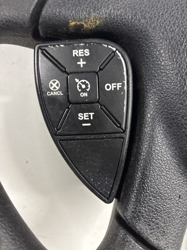 Steering Wheel INTERNATIONAL OEM - Image 2