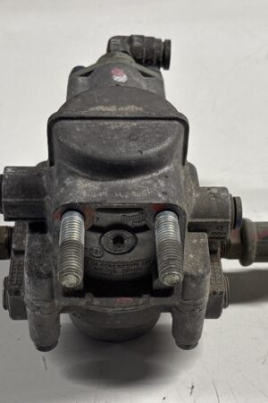Bendix Spring Brake Valve SR-7 INTERNATIONAL OEM K134151