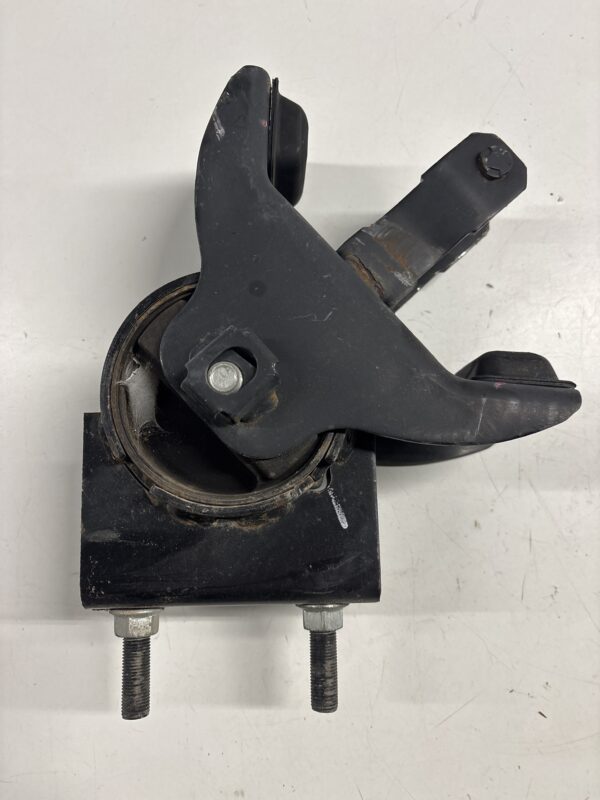 Cab Mount ISUZU NRR 2011-2023 OEM
