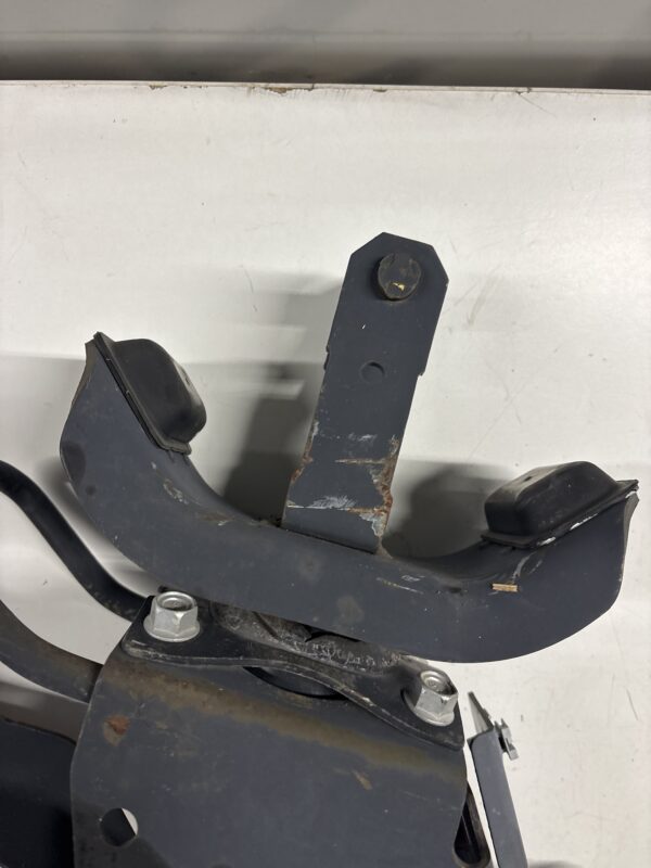 Cab Mount ISUZU NRR Diesel 2011-2023 OEM - Image 3
