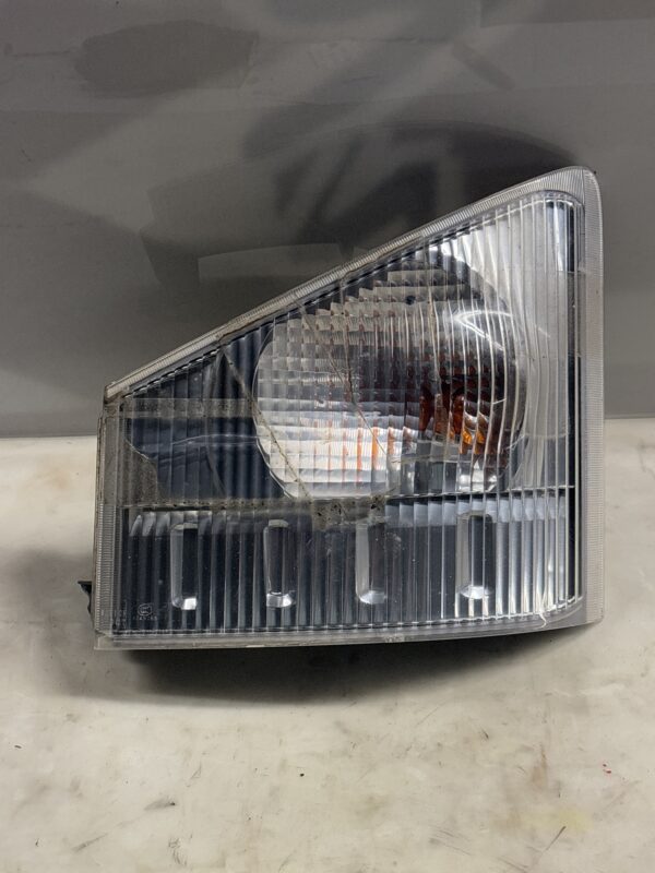 Front Left Corner Parking Light Lamp ISUZU NPR 2012-2020 OEM 210-21873