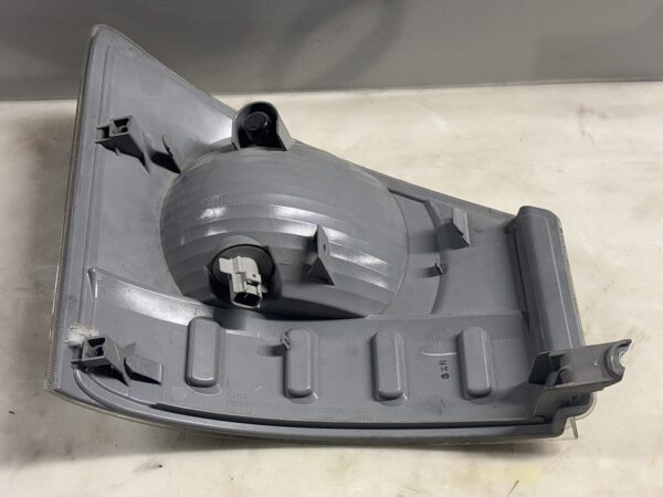 Front Left Corner Parking Light Lamp ISUZU NPR 2012-2020 OEM 210-21873 - Image 3