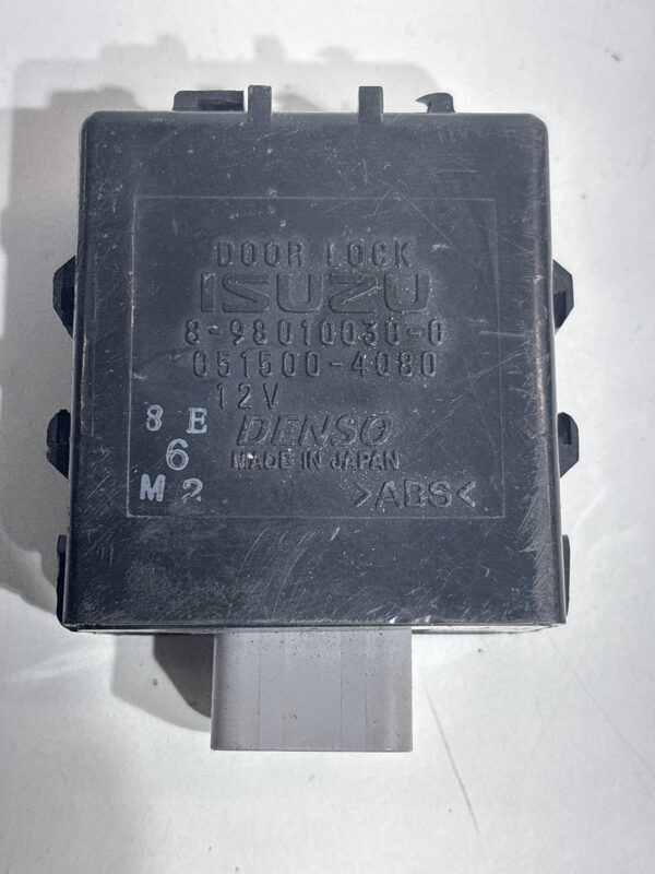 Door Lock Relay Module ISUZU NPR Gas V8 2012-2020 OEM 8980100300 051500-4080