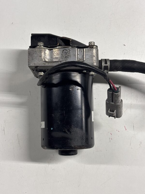 Vacuum Pump HINO OEM 18043780