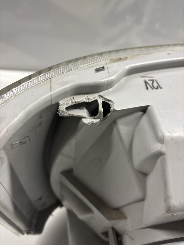 Front Left Headlight Headlamp ISUZU NPR 2012-2020 OEM. Broken Tab, no Cap - Image 3